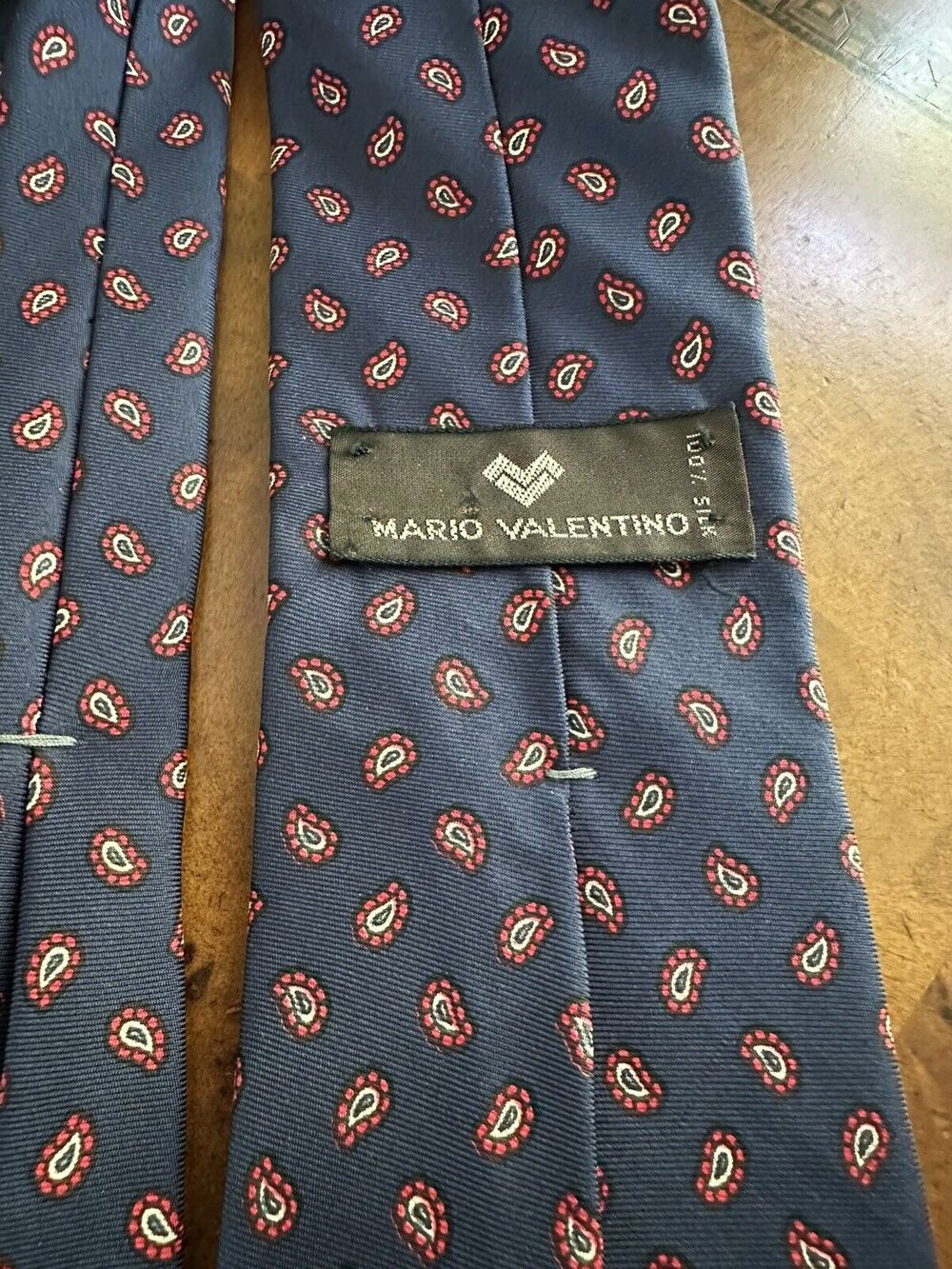 Mario Valentino Men's Neck Tie Silk Tie Made In Italy 55"